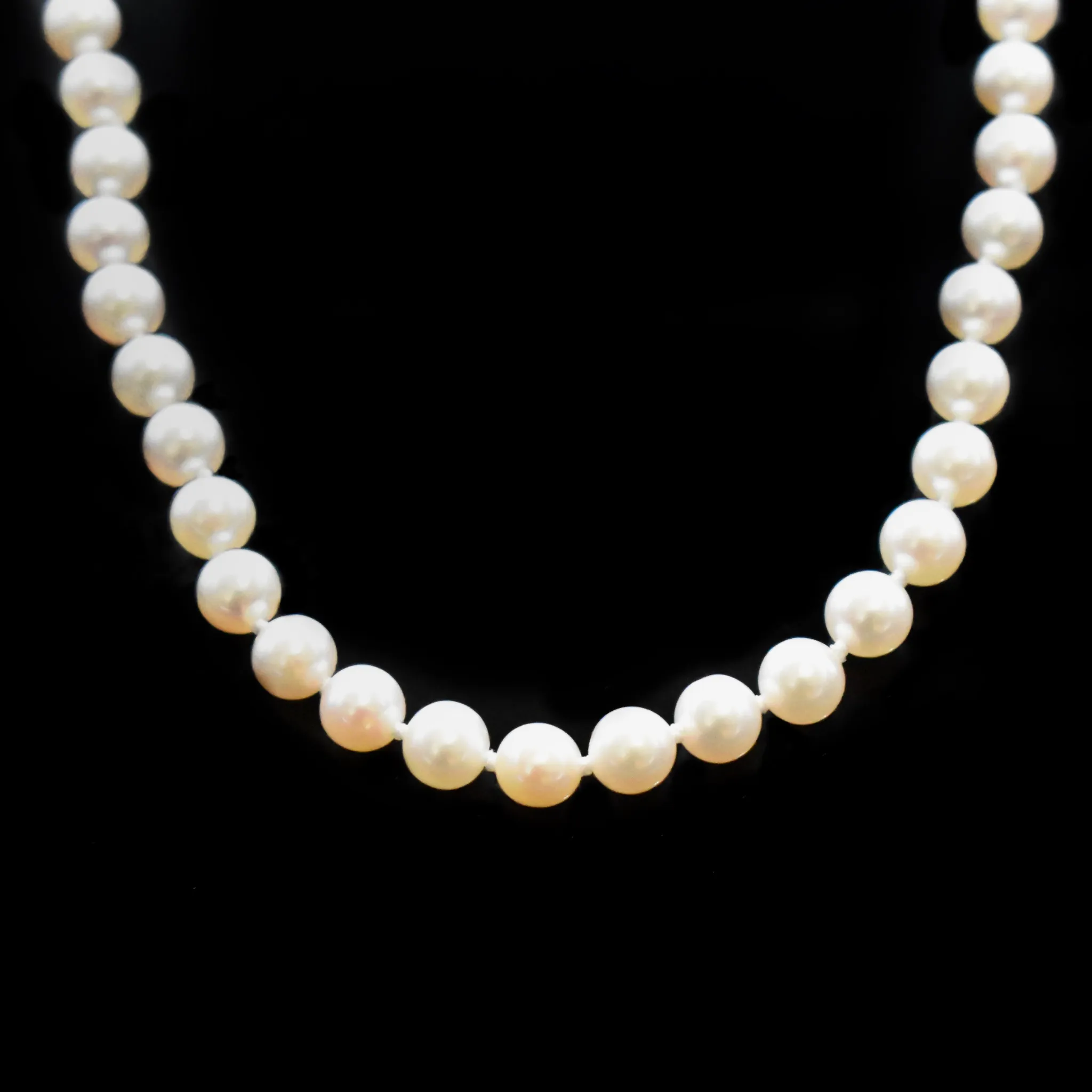 7.5mm Pearl Necklace With Nautical Clasp