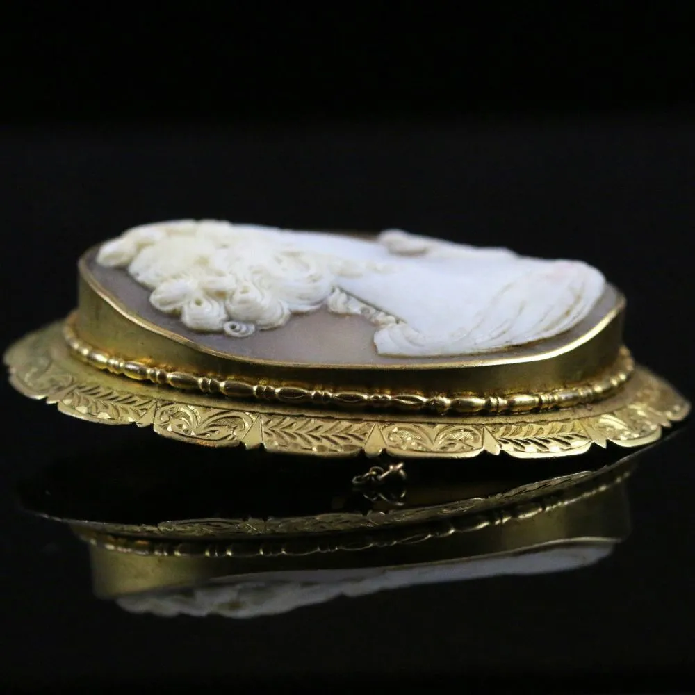 Antique Cameo Brooch Gold Victorian Circa 1860