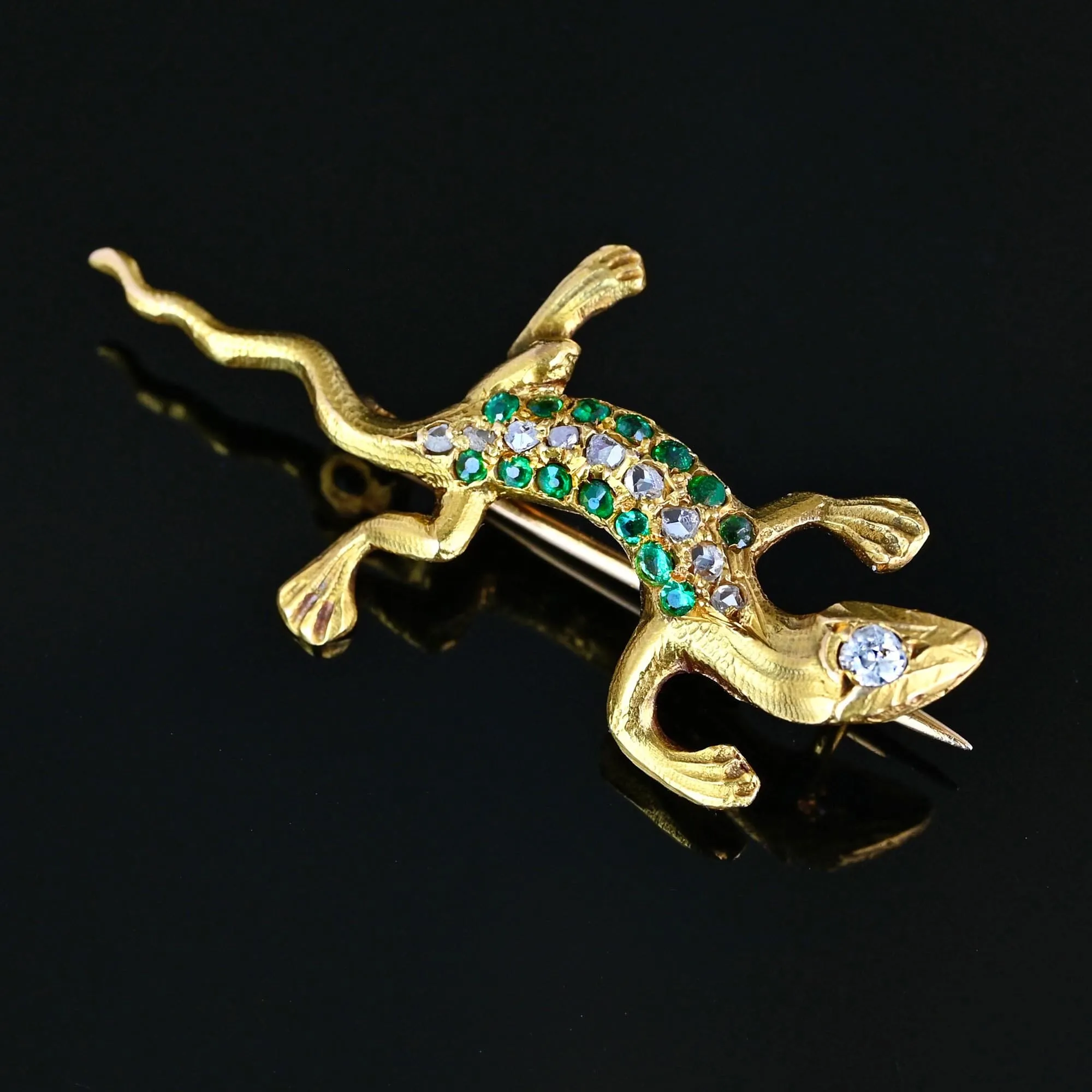 Antique Emerald & Rose Cut Diamond Salamander Brooch in 14K Gold