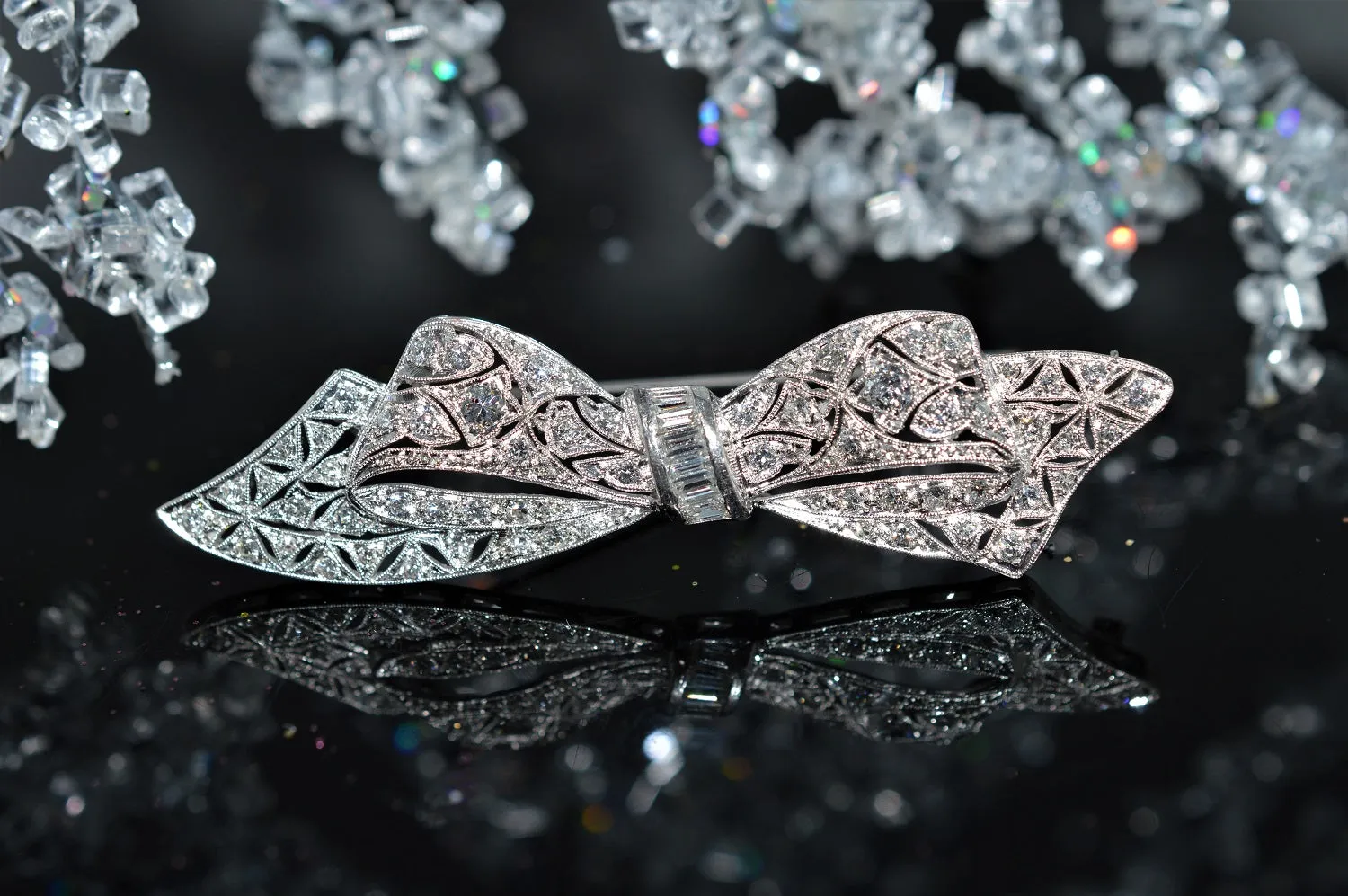 Antique Platinum Diamond Bow Brooch