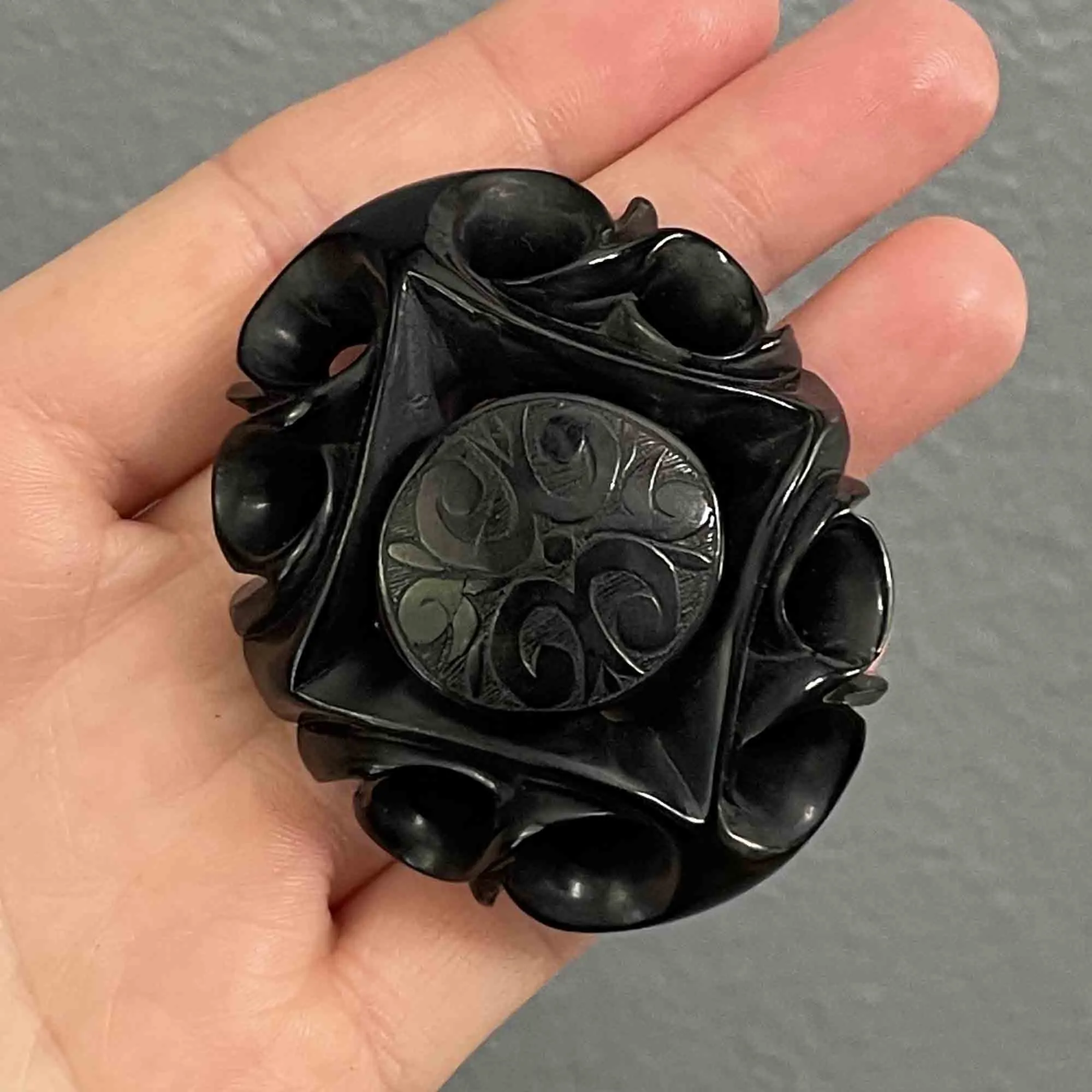 Antique Victorian Large Carved Whitby Jet Brooch