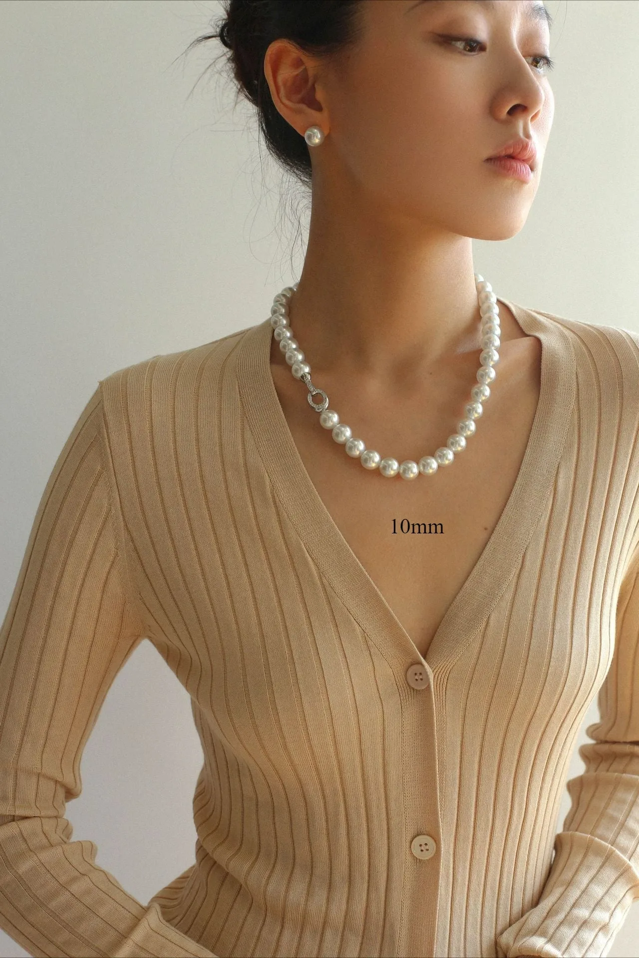 Artificial Australian White Pearl Necklace