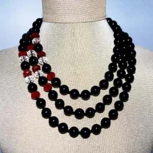 Black Onyx Agate With Red and White Crystal Elegant Beaded Necklace