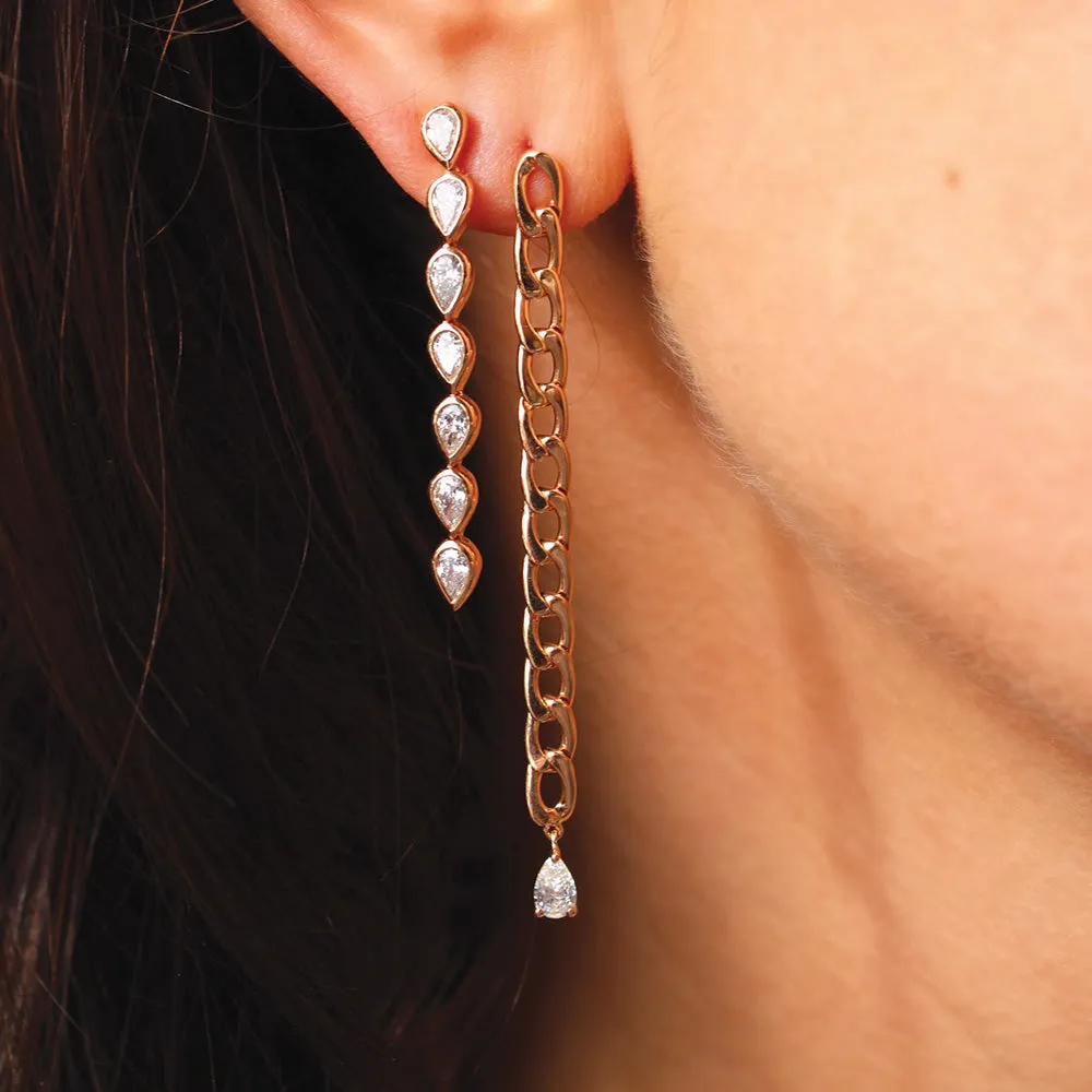 CHAIN LINK EARRINGS WITH PEAR DIAMOND DROPS