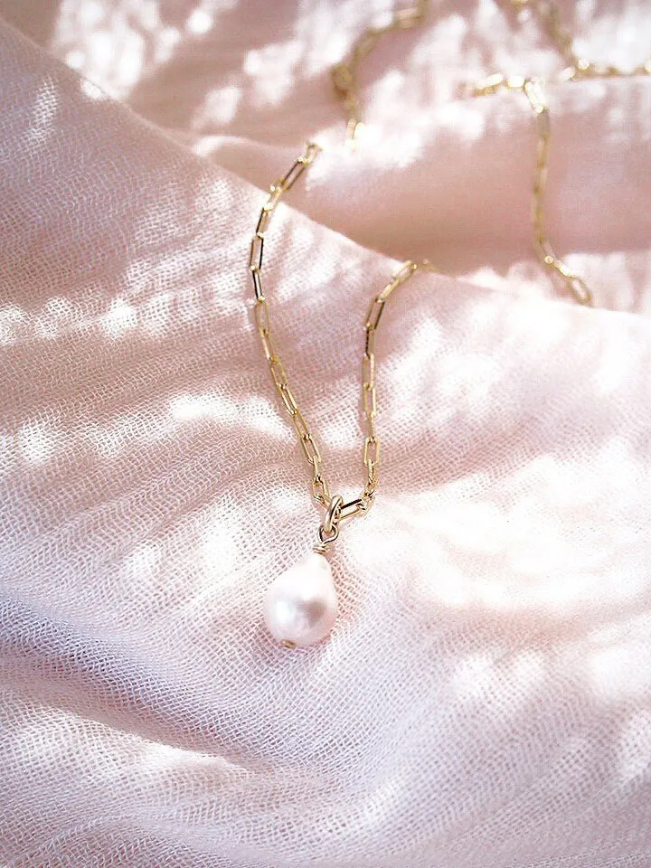 Dainty Baroque Pearl Necklace - Kēhau