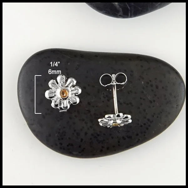 Daisy Flower Post Earrings