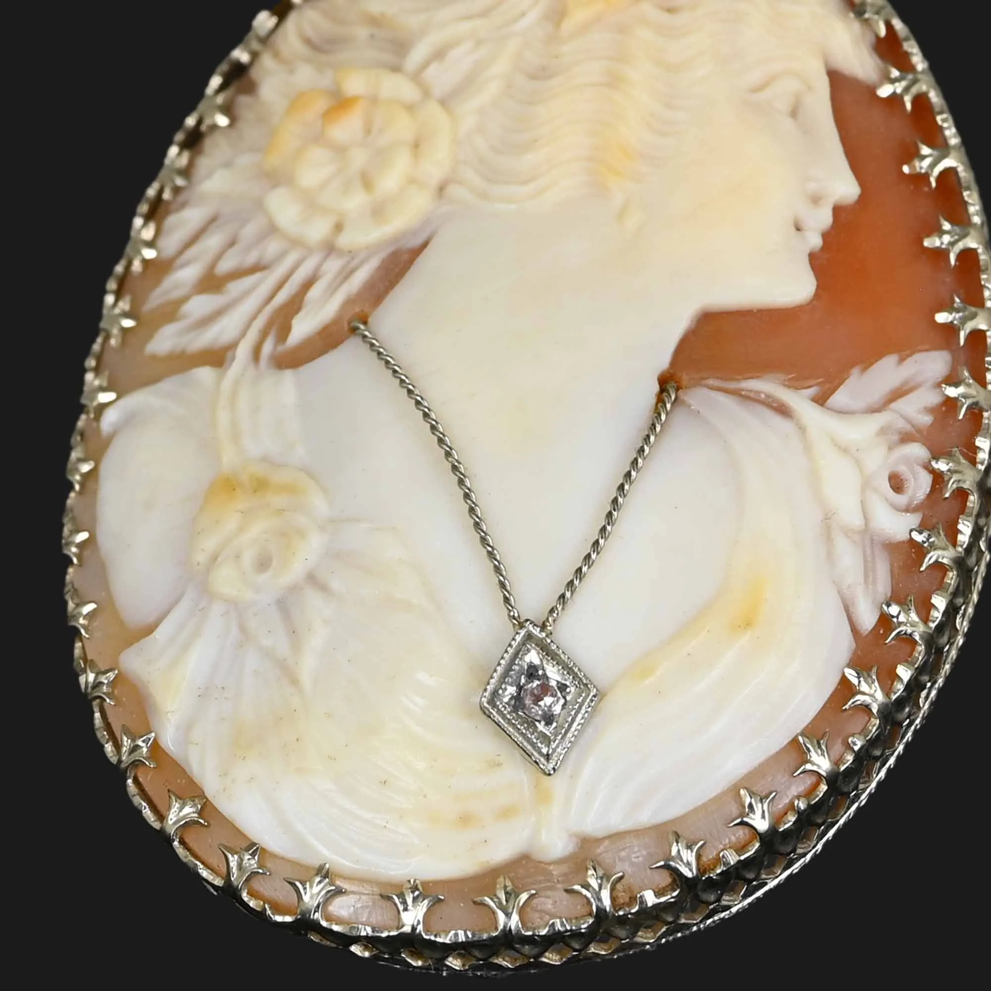 Diamond Cameo Habille 14K White Gold Brooch