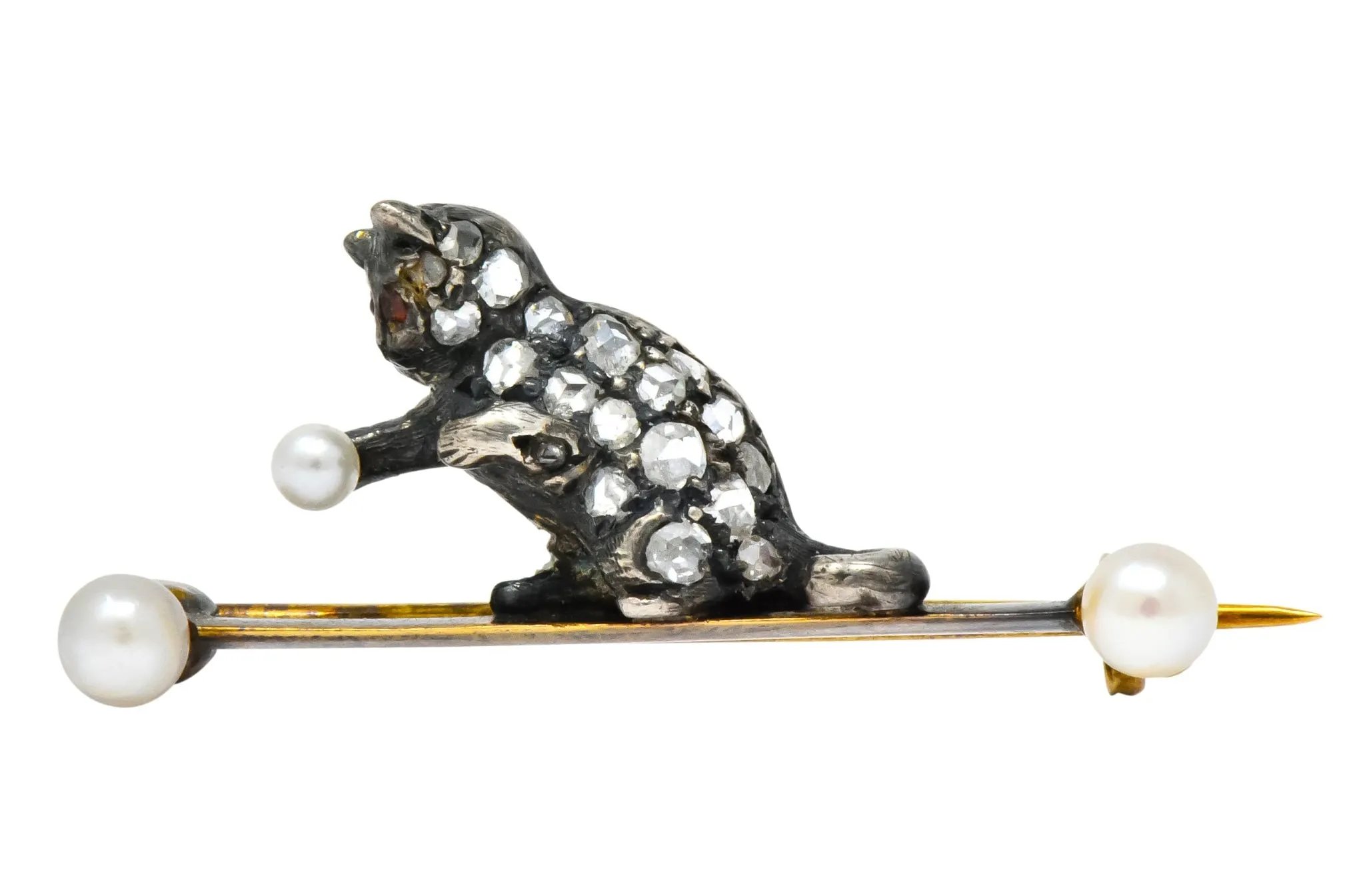 Early Victorian Diamond Pearl Silver-Topped 18 Karat Gold Cat / Kitten Brooch