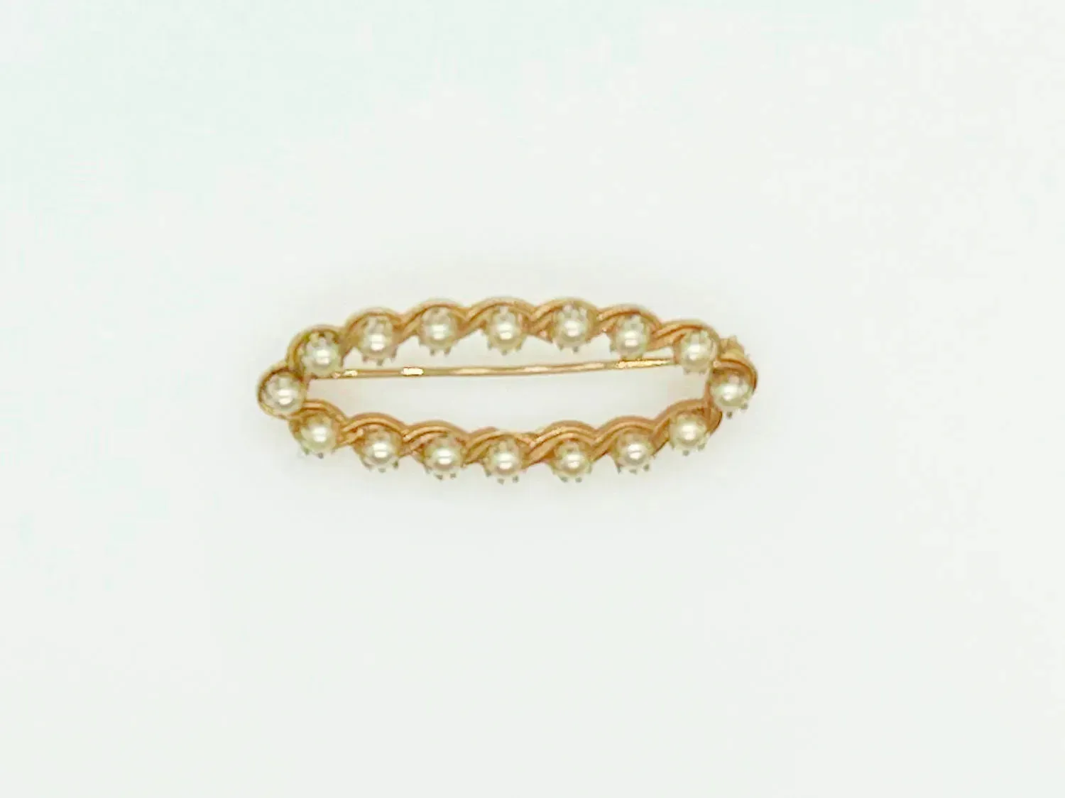 Elegant Vintage Marquise Shaped Faux Pearl Brooch