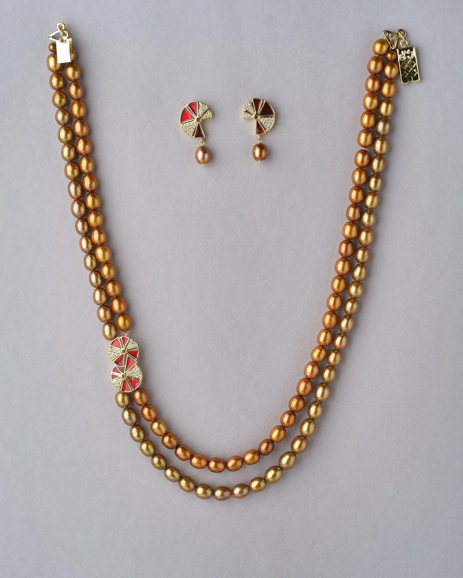 Fancy Pearl Necklace Set