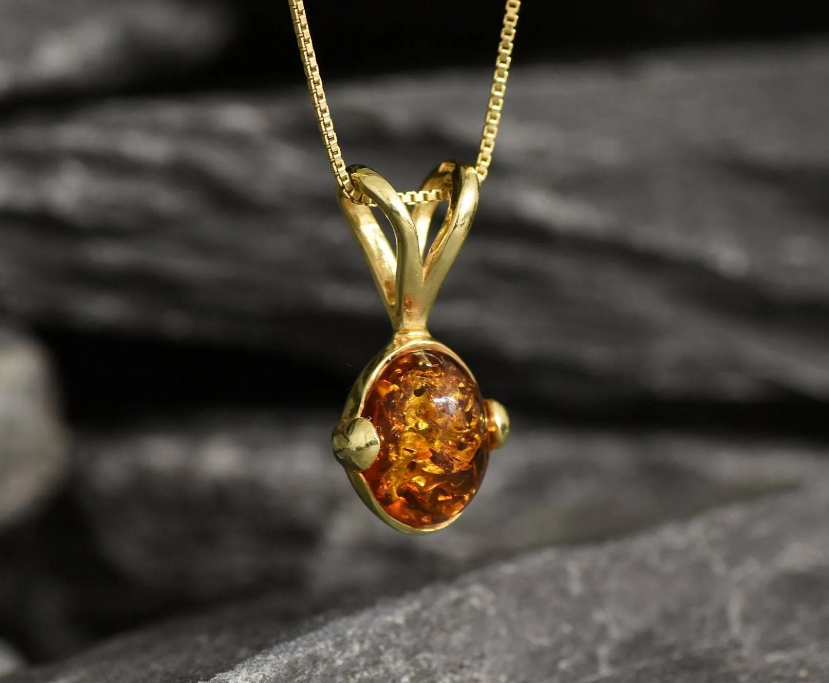 Gold Amber Pendant - Natural Amber Necklace - Gold Oval Necklace