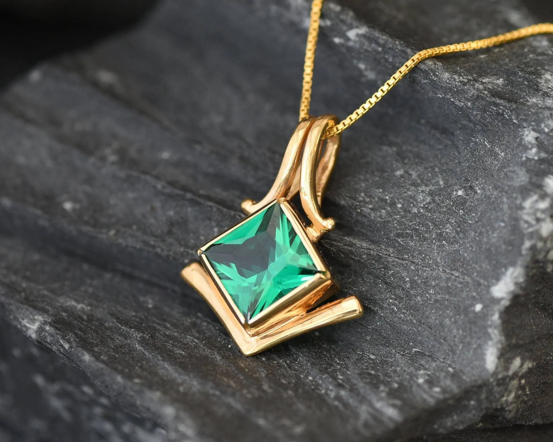 Gold Emerald Pendant - Green Emerald Necklace, Gold Princess Cut Pendant