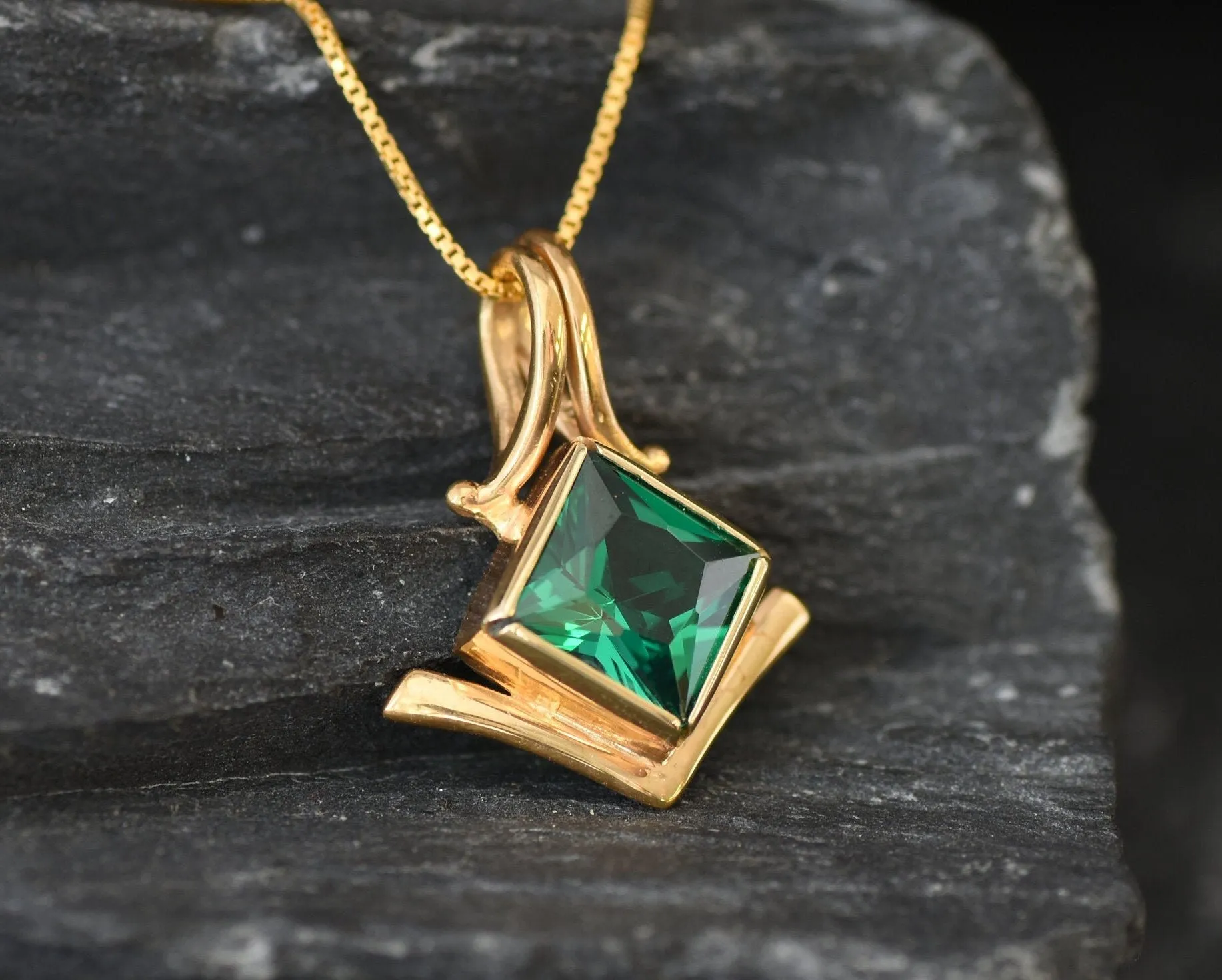 Gold Emerald Pendant - Green Emerald Necklace, Gold Princess Cut Pendant