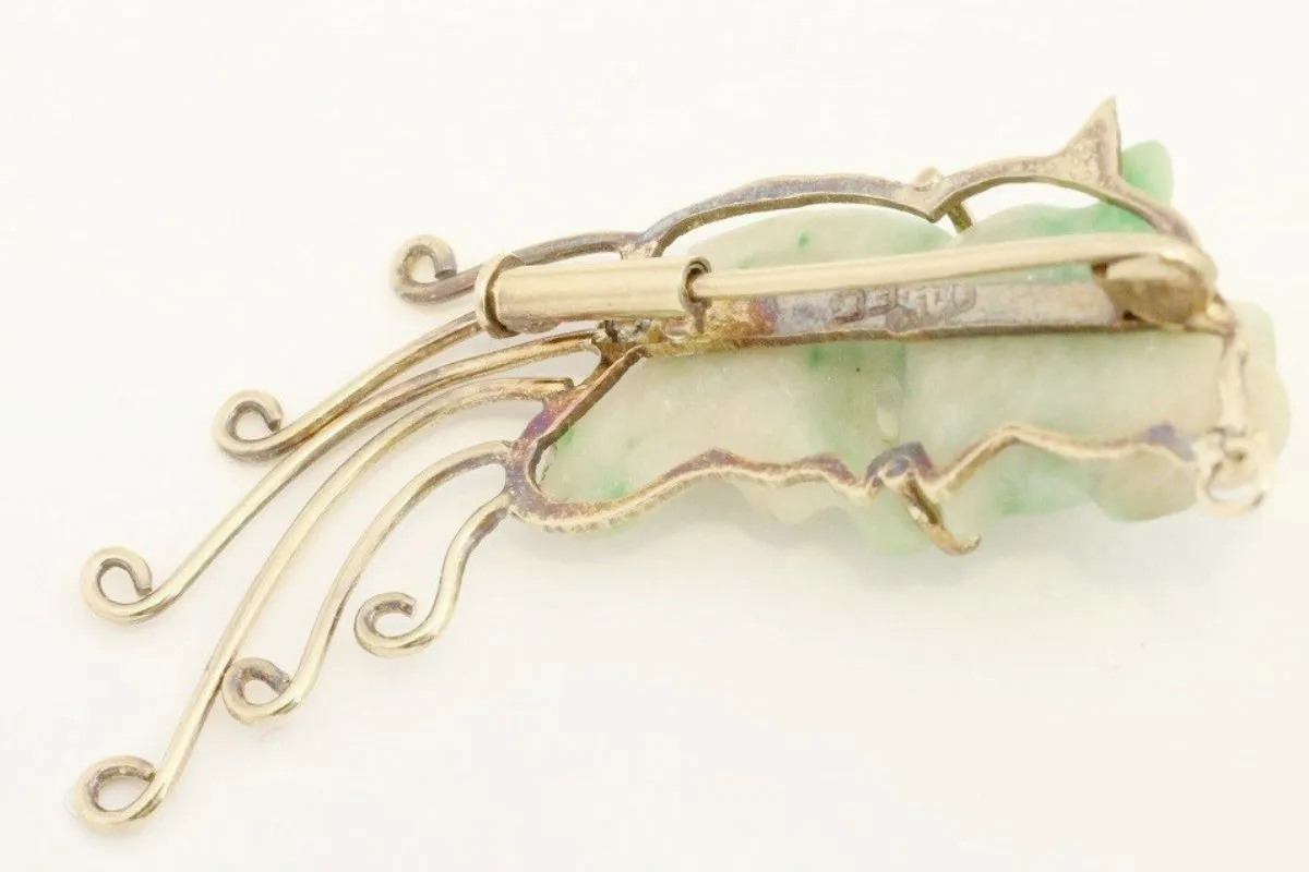 Jade carp fish brooch in 14 carat gold