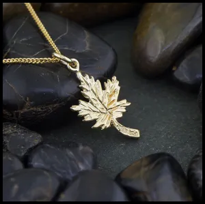 Maple Leaf Pendant in Gold