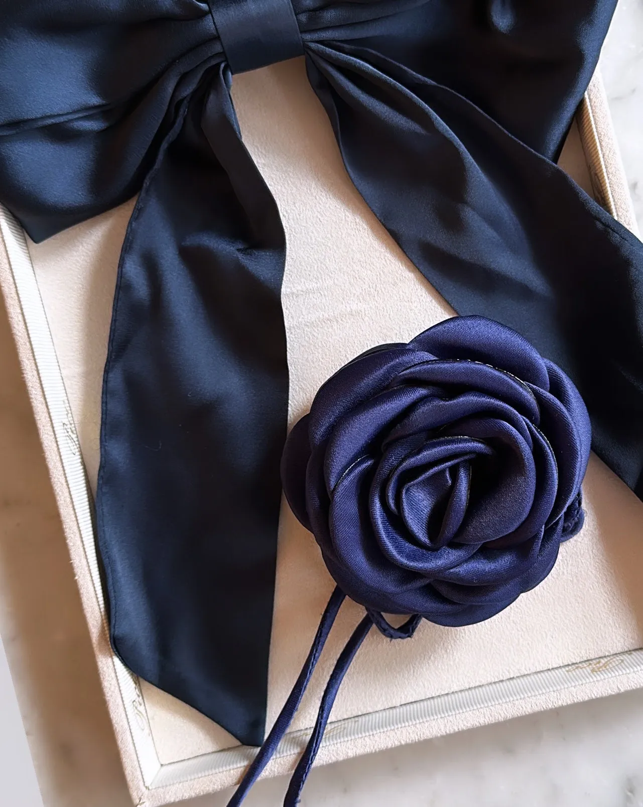 Pico Copenhagen - Satin Rose String - Midnight