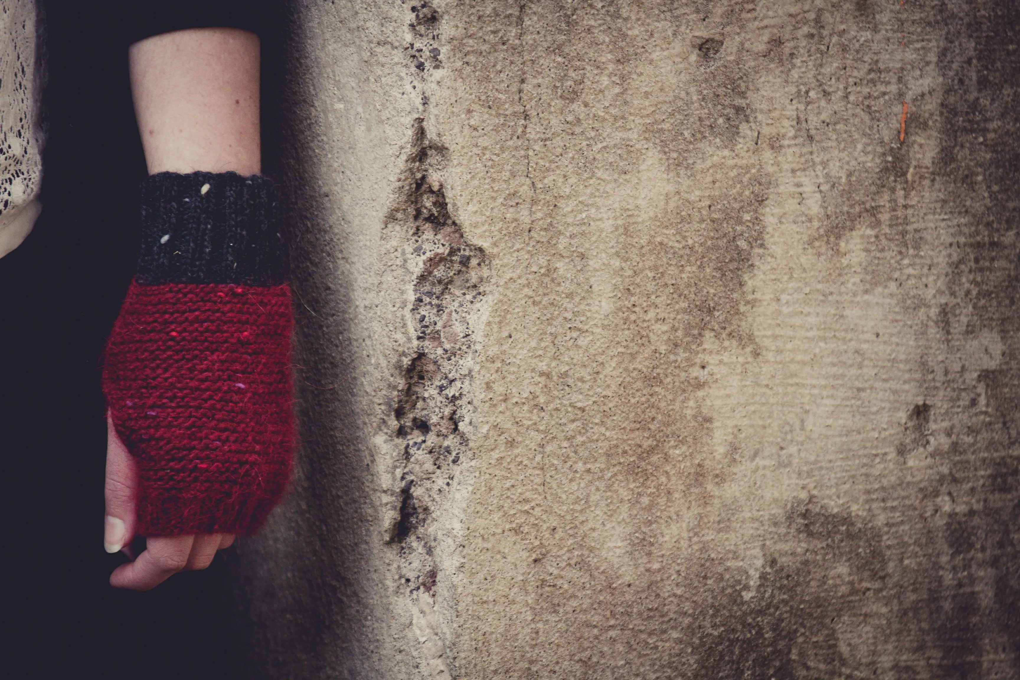 Poppy Rose Brooch and Mitts